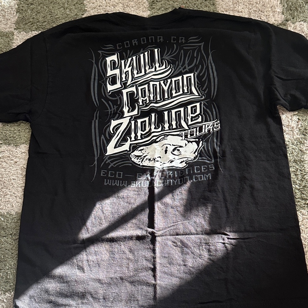 Skull Canyon Zipline Tours T-Shirt, Size L
